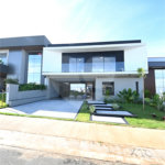 Casa à venda com 4 suítes no condomínio Residencial Dona Maria Candida, Indaiatuba - SP