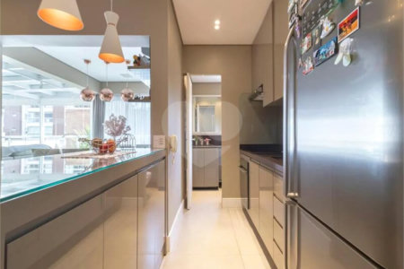 Apartamento à venda com 2 quartos, sendo 1 suíte, em Vila Olímpia, São Paulo, SP