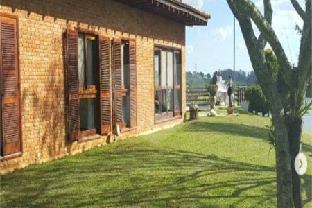 Sítio à venda com 6 quartos, sendo 4 suítes,  em Sebandilha, Mairinque, SP