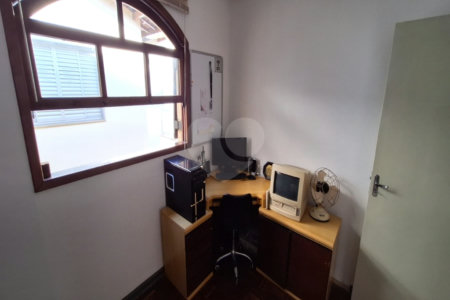 Casa à venda com 3 quartos, sendo 1 suíte,  no condomínio Conjunto Residencial Independencia, São Paulo - SP