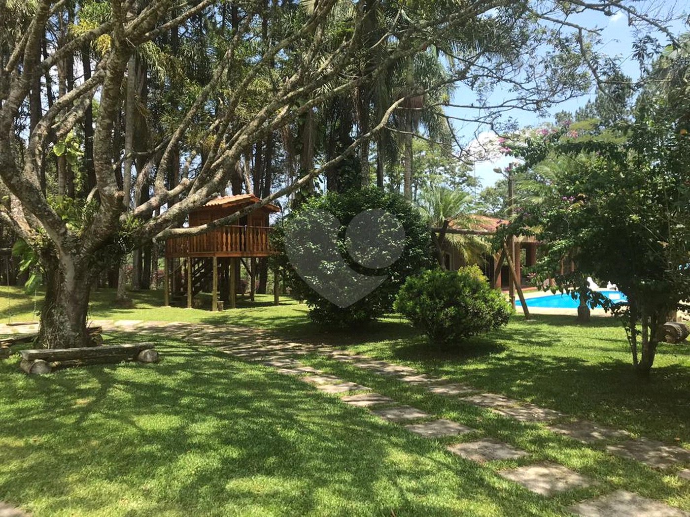 Chácara à venda com 5 quartos, sendo 2 suítes, em Taiaçupeba, Mogi das Cruzes, SP