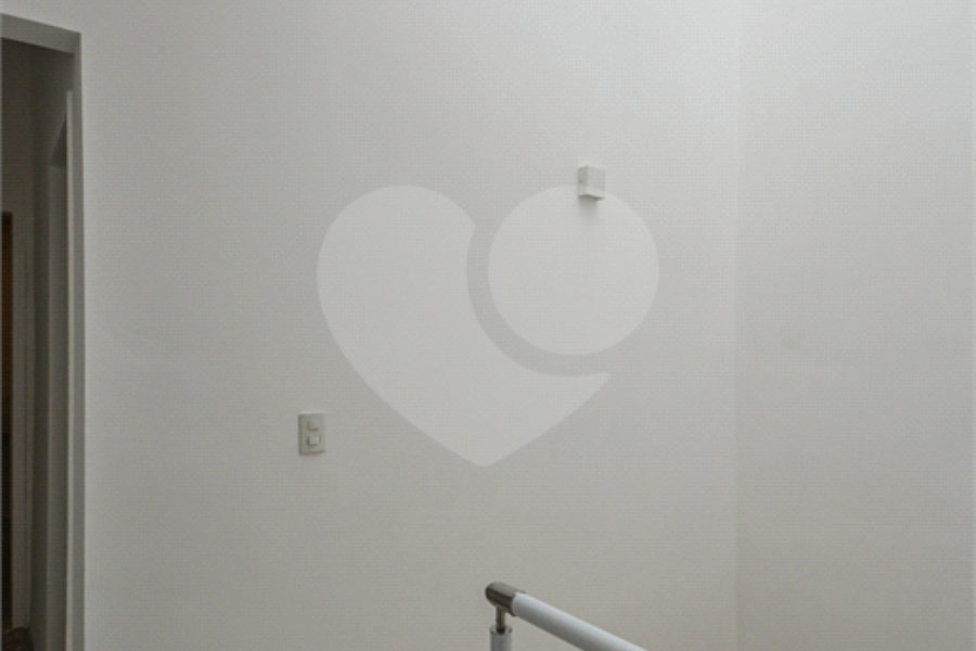 Casa à venda com 2 quartos no condomínio Andrade, São Paulo - SP