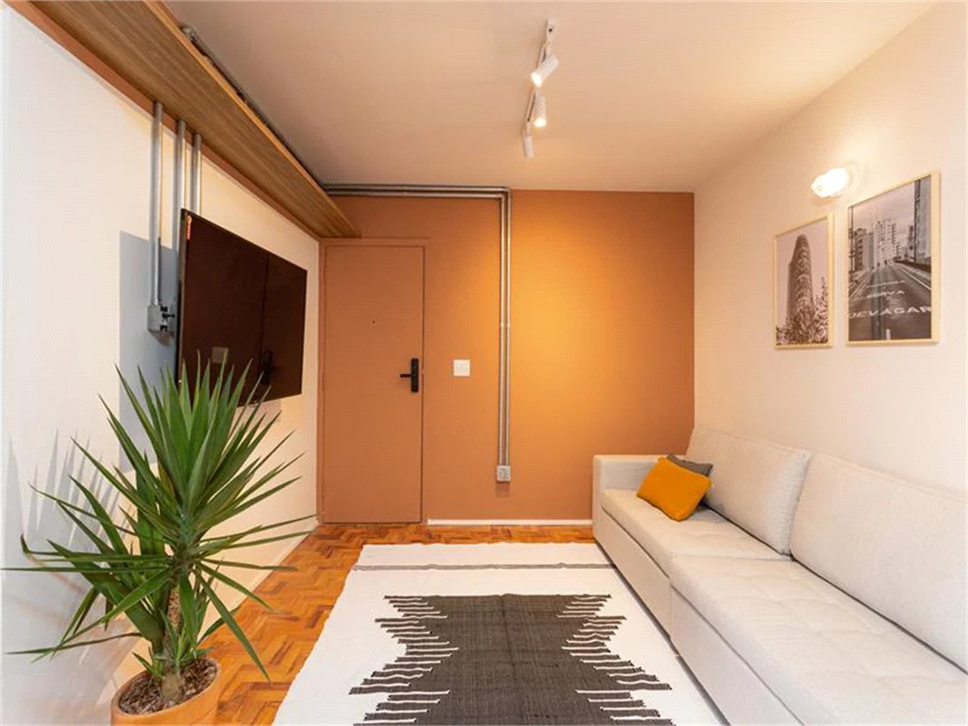 Apartamento à venda com 4 quartos, sendo 2 suítes, em Pinheiros, São Paulo, SP