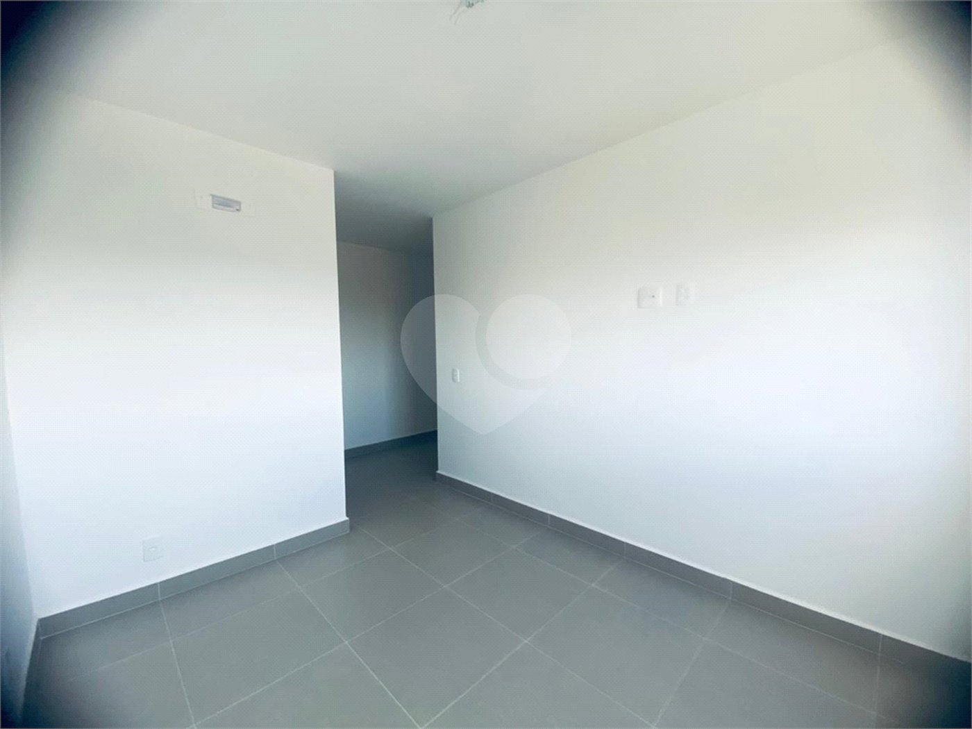 Apartamento para alugar com 3 quartos, sendo 1 suíte, em Jardim Maria José, Votorantim, SP