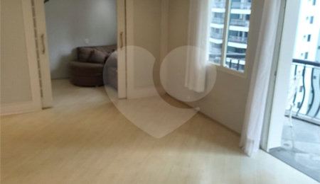 Apartamento à venda com 3 quartos, sendo 1 suíte,  em Indianópolis, São Paulo, SP