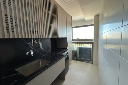 Apartamento à venda com 3 suítes em Santo Amaro, São Paulo, SP