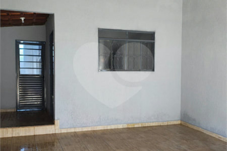 Casa à venda com 3 quartos, sendo 1 suíte, em Planalto Verde, Ribeirão Preto, SP