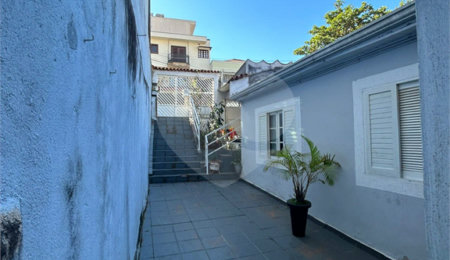 Sobrado à venda com 4 quartos, sendo 1 suíte,  em Parada Inglesa, São Paulo, SP