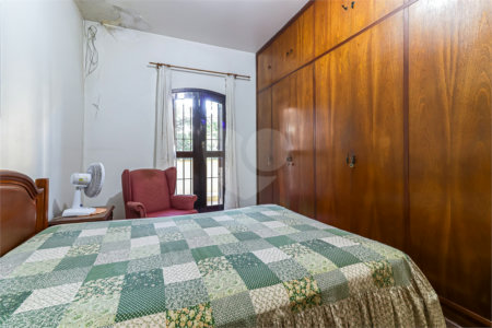 Casa à venda com 3 quartos, sendo 1 suíte, em Mirandópolis, São Paulo, SP