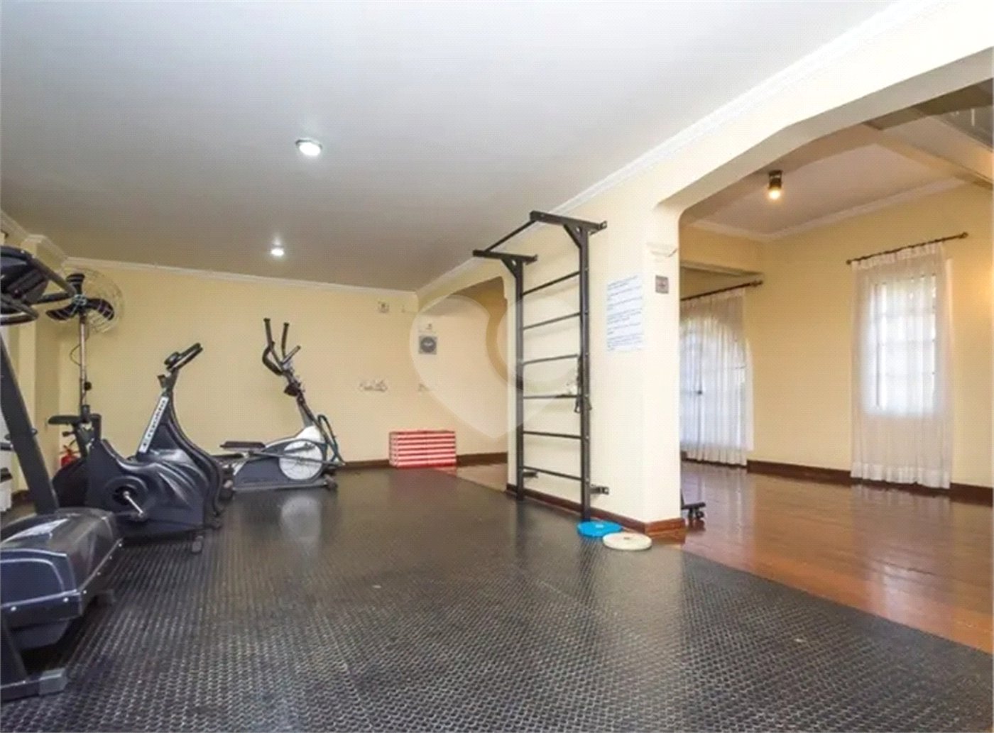 Apartamento à venda com 3 quartos, sendo 1 suíte, em Perdizes, São Paulo, SP