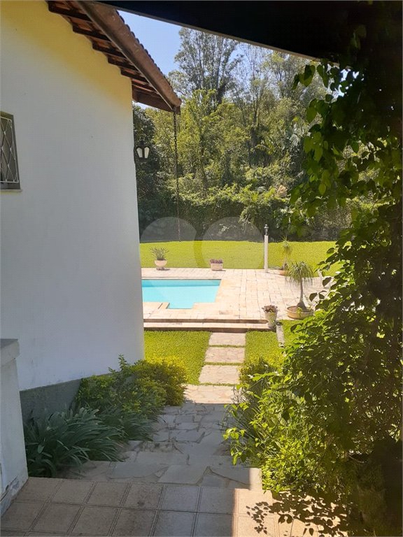 Casa Térrea com 3 quartos sendo 1 suíte. 1.400m² A/T. Jardim Floresta, Atibaia, SP