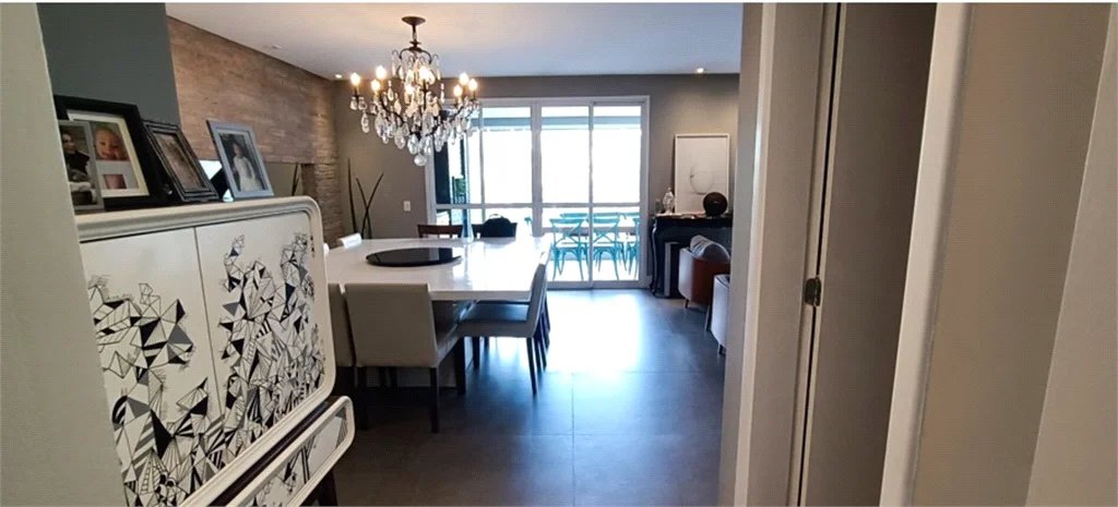 Cobertura à venda com 3 quartos, sendo 4 suítes,  em Vila Andrade, São Paulo, SP