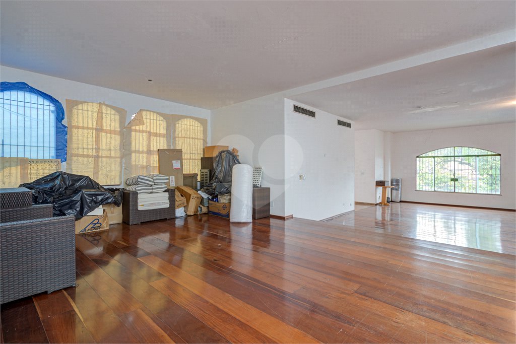 Casa à venda com 5 suítes em Jardim Prudência, São Paulo, SP