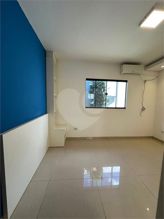 Casa à venda com 3 quartos, sendo 1 suíte,  em Jardim Estoril, Ponta Porã, MS