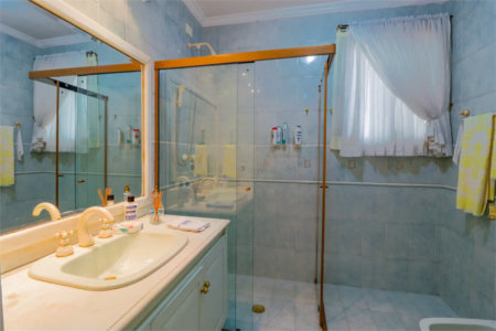 Casa à venda com 4 quartos, sendo 3 suítes,  em Vila Sônia, São Paulo, SP