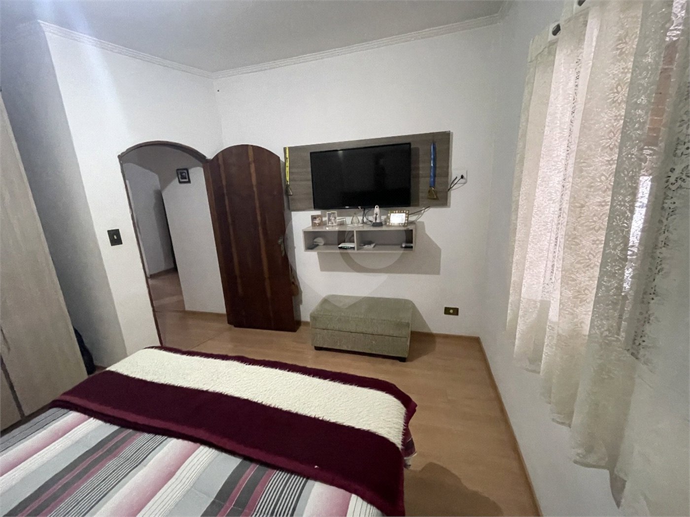Casa à venda com 2 quartos, sendo 1 suíte, em Vila Angélica, Sorocaba, SP