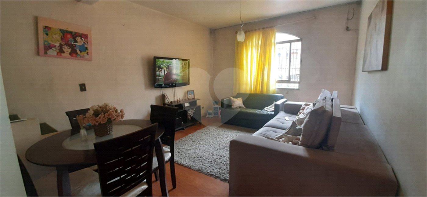 Sobrado à venda com 2 quartos em Tremembé, São Paulo, SP