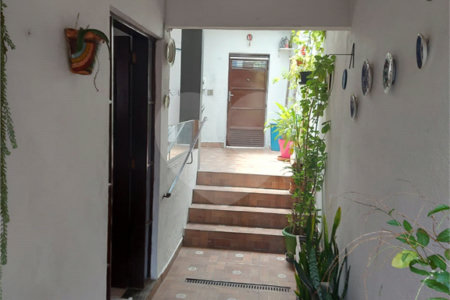 Casa à venda com 4 quartos, sendo 1 suíte, em Vila Pirajussara, São Paulo, SP