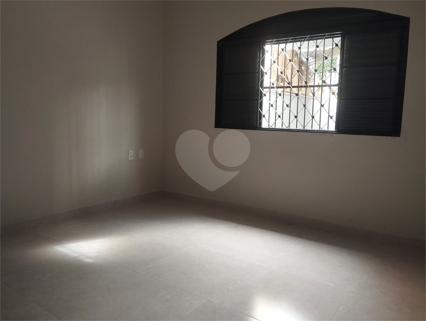 Casa Térrea à venda com 3 quartos, sendo 1 suíte, em Jardim Nova América, Araraquara, SP