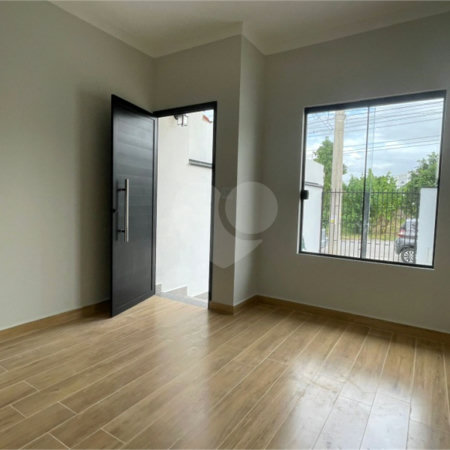 Casa de Vila à venda com 2 quartos, sendo 1 suíte, em Cajuru do Sul, Sorocaba, SP