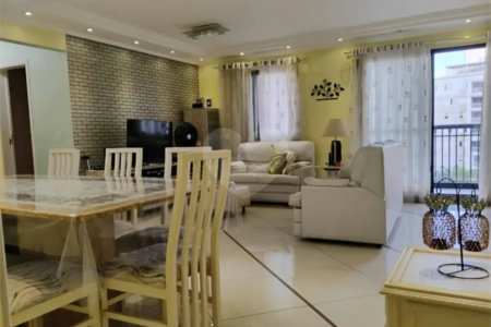 Apartamento à venda com 4 quartos, sendo 1 suíte, em Cidade São Francisco, São Paulo, SP