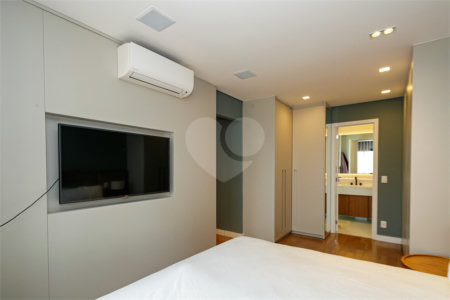 Apartamento à venda com 3 suítes em Brooklin, São Paulo, SP