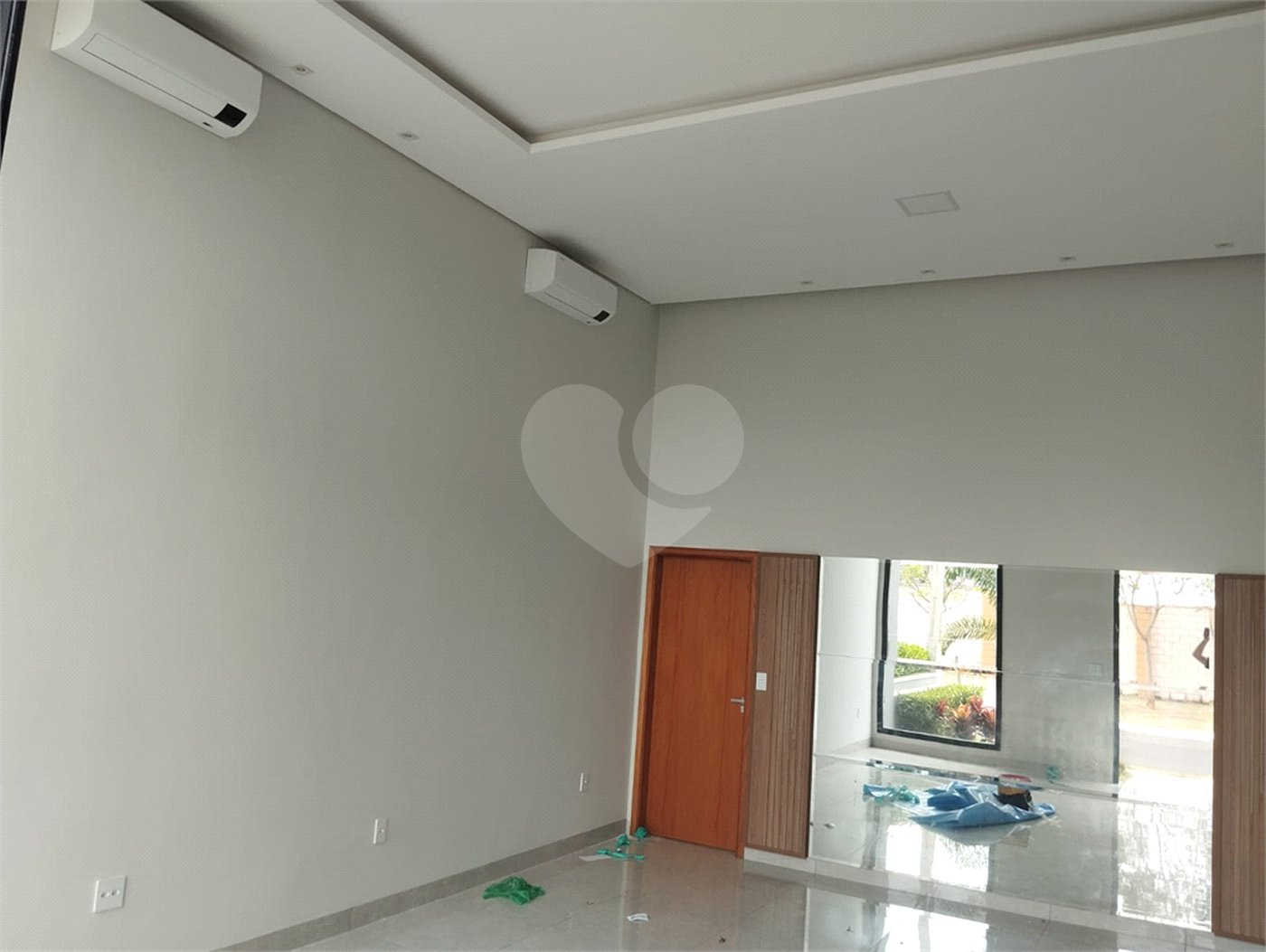 Casa para alugar com 3 quartos, sendo 1 suíte, no condomínio Residencial Reserva do Campo, Araraquara - SP