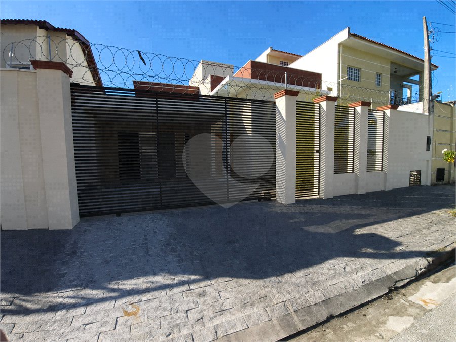 Casa à venda com 3 quartos, sendo 1 suíte,  em Jardim Pagliato, Sorocaba, SP