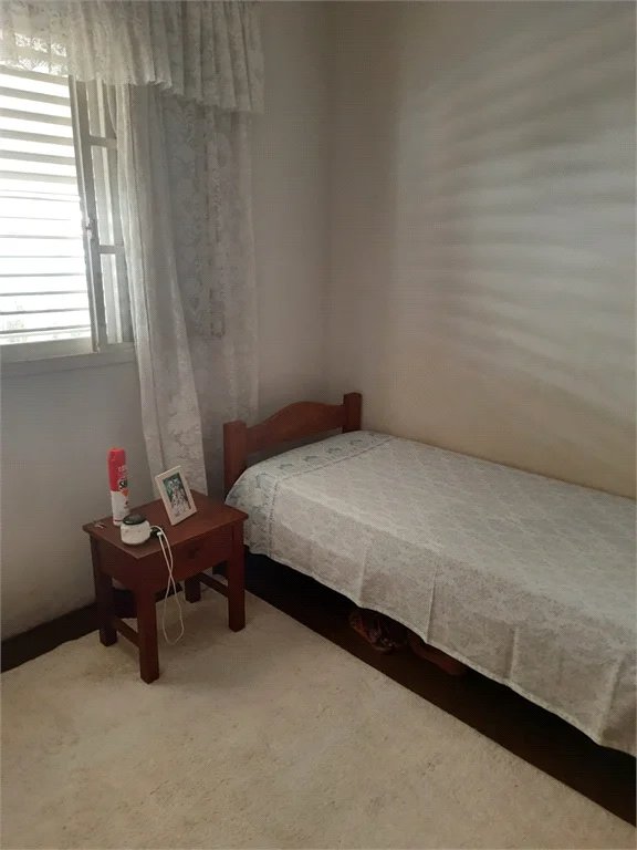 Casa à venda com 4 quartos, sendo 1 suíte, em Jardim Trussardi, São Paulo, SP