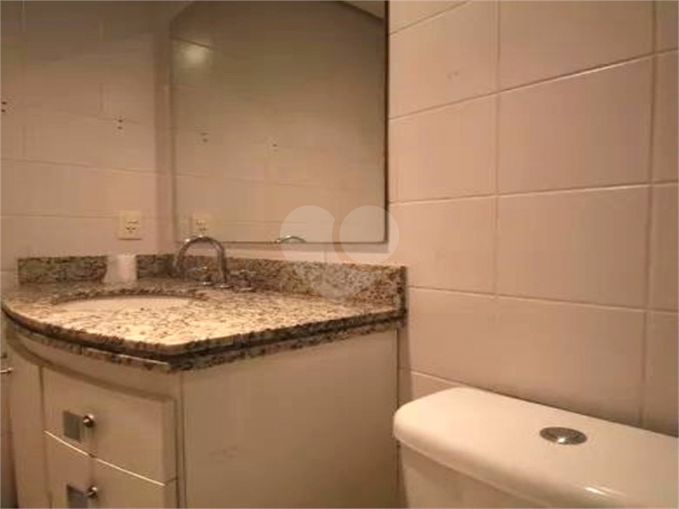 Apartamento à venda com 3 quartos, sendo 2 suítes,  em Paraíso do Morumbi, São Paulo, SP