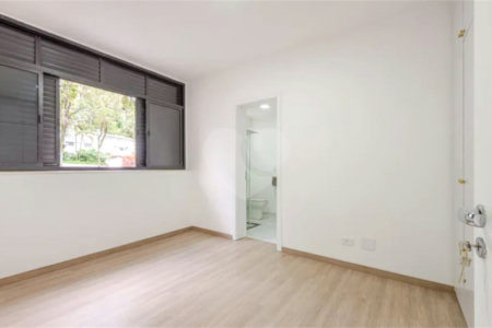 Apartamento à venda com 3 suítes em Real Parque, São Paulo, SP