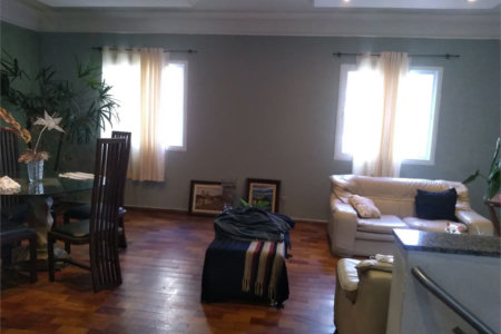 Casa à venda com 3 quartos, sendo 1 suíte,  em Jardim Caboré, São Paulo, SP