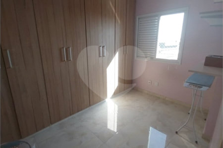 Apartamento à venda com 3 quartos, sendo 1 suíte, em Vila Rubens, Mogi das Cruzes, SP