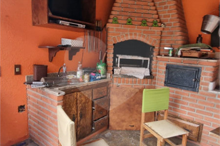 Casa à venda com 4 quartos, sendo 2 suítes, no condomínio Aruã Eco Park, Mogi das Cruzes - SP