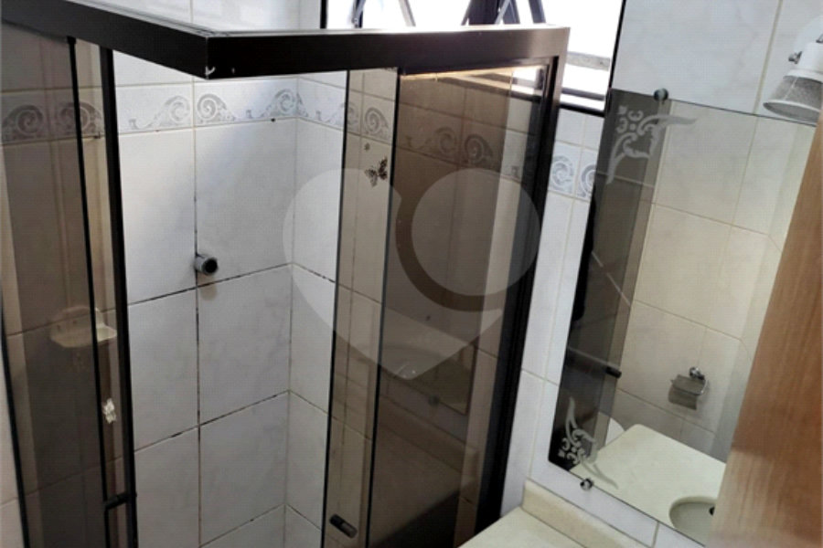 Sobrado à venda com 3 quartos, sendo 1 suíte,  em Vila Medeiros, São Paulo, SP