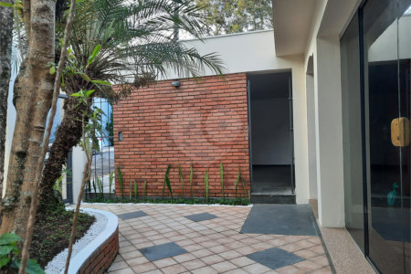Casa Térrea à venda com 3 quartos, sendo 1 suíte, em Jardim Marajoara, São Paulo, SP