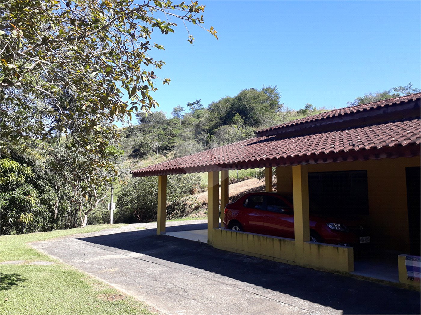 Sítio à venda com 9 quartos, sendo 7 suítes, no Centro, Monteiro Lobato, SP