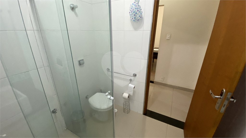 Casa à venda com 5 quartos, sendo 1 suíte, em Campo Belo, São Paulo, SP