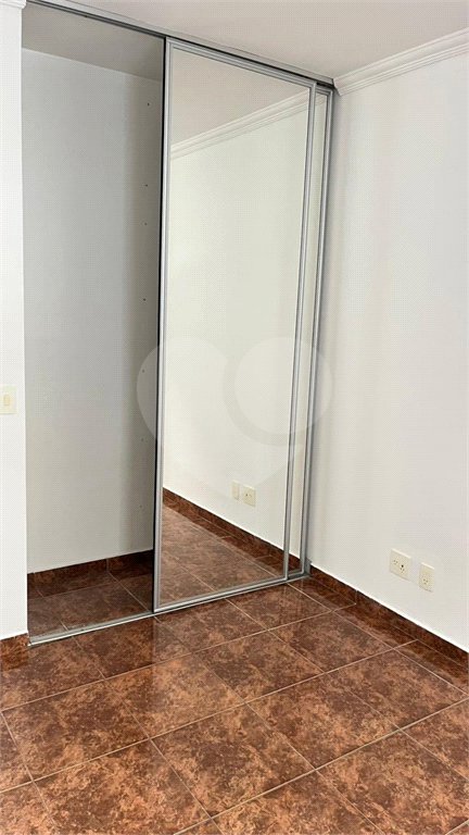 Apartamento à venda com 3 quartos em Cidade Líder, São Paulo, SP