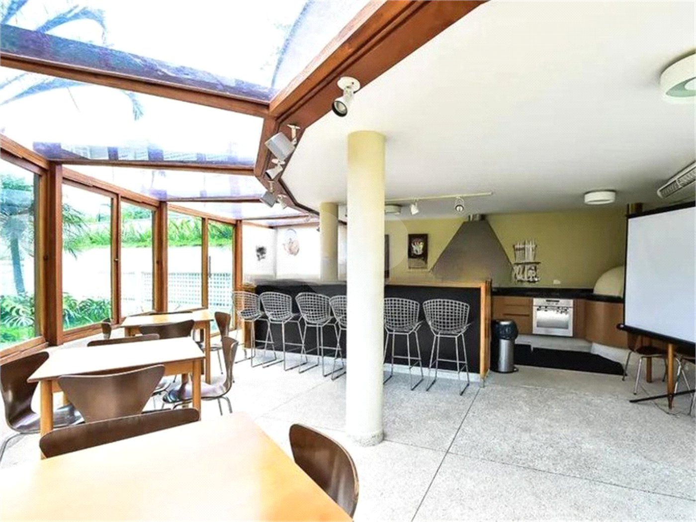 Apartamento de Alto Padrão à Venda na Vila Mariana com 190m², 3 Suítes e Vista para o Parque Ibirapuera