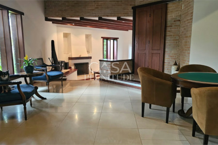 Casa em condomínio à venda ou para alugar com 4 suítes em Lago Azul, Araçoiaba da Serra, SP