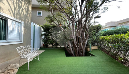 Casa à venda com 4 suítes no condomínio Residencial Jabuticabeiras, São Paulo - SP
