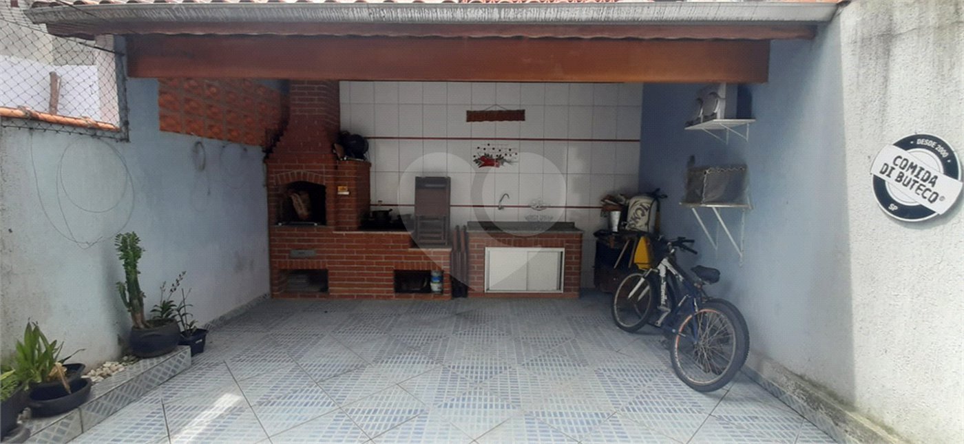 Sobrado à venda com 4 quartos, sendo 1 suíte,  em Tremembé, São Paulo, SP