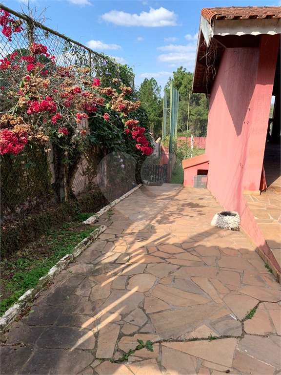 Casa à venda com 4 quartos, sendo 1 suíte, em Loteamento Rancho Maringá II, Atibaia, SP