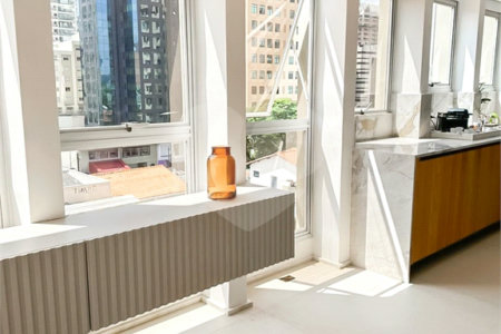 Apartamento à venda com 4 suítes em Vila Cordeiro, São Paulo, SP