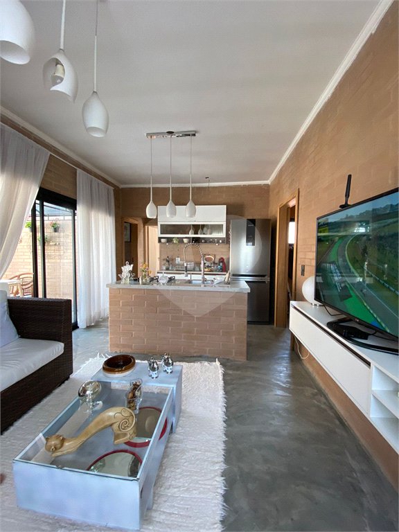 Casa à venda com 5 quartos, sendo 3 suítes,  em Jardim dos Pinheiros, Atibaia, SP