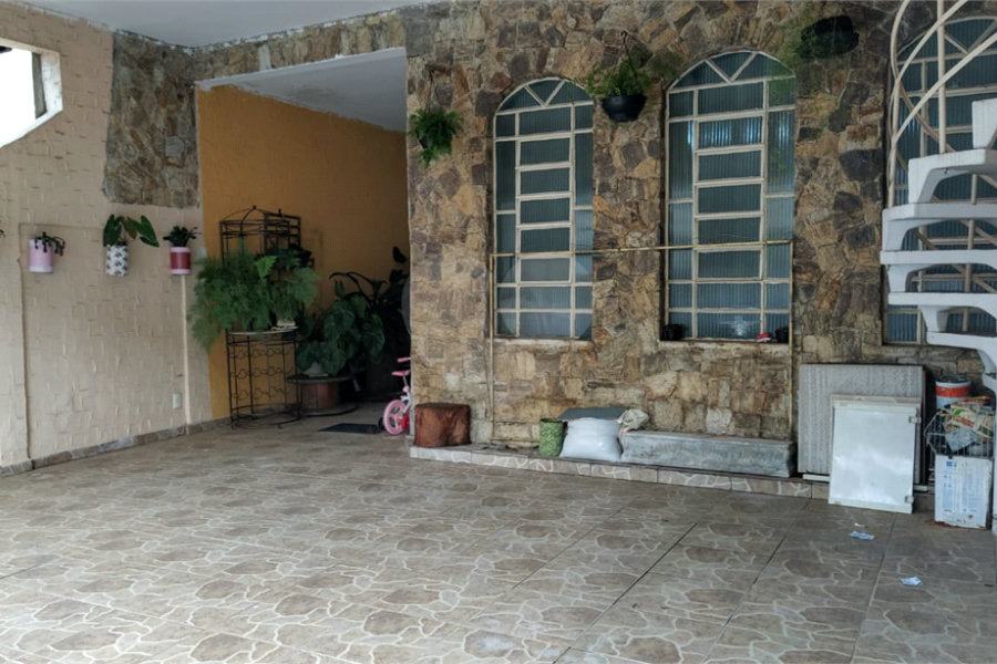 Sobrado à venda com 3 quartos, sendo 1 suíte, em Jardim Tabatinga, Guarulhos, SP