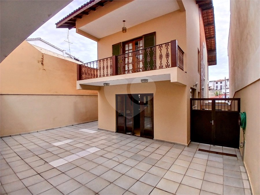 Sobrado à venda com 3 quartos, sendo 2 suítes, em Jardim Franca, São Paulo, SP