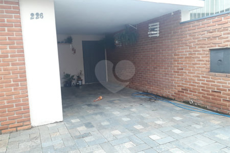 Casa à venda com 3 quartos em Vila Flávio, Mogi das Cruzes, SP
