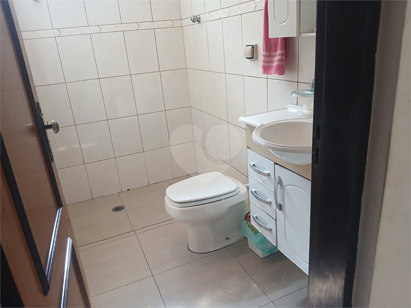 Casa à venda com 4 quartos, sendo 1 suíte, em Jardim Rosa de Franca, Guarulhos, SP